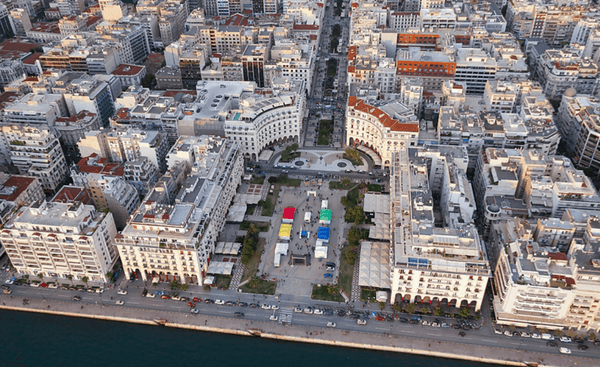 Ζήτηση ακινήτων από εξωτερικό